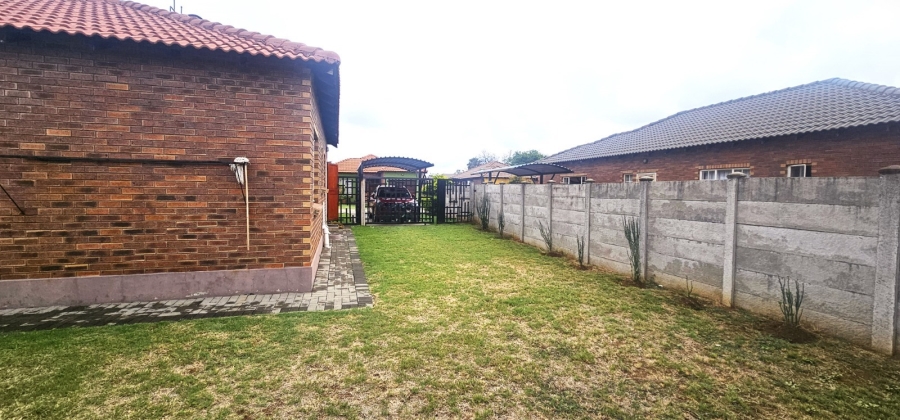 To Let 3 Bedroom Property for Rent in Waterkloof East North West